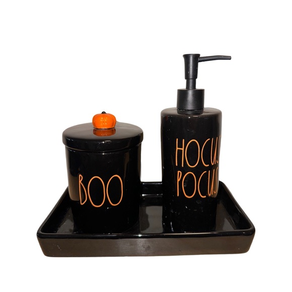 RAE DUNN 3 PEICE HALLOWEEN BATHROOM SET - Picture 1 of 1